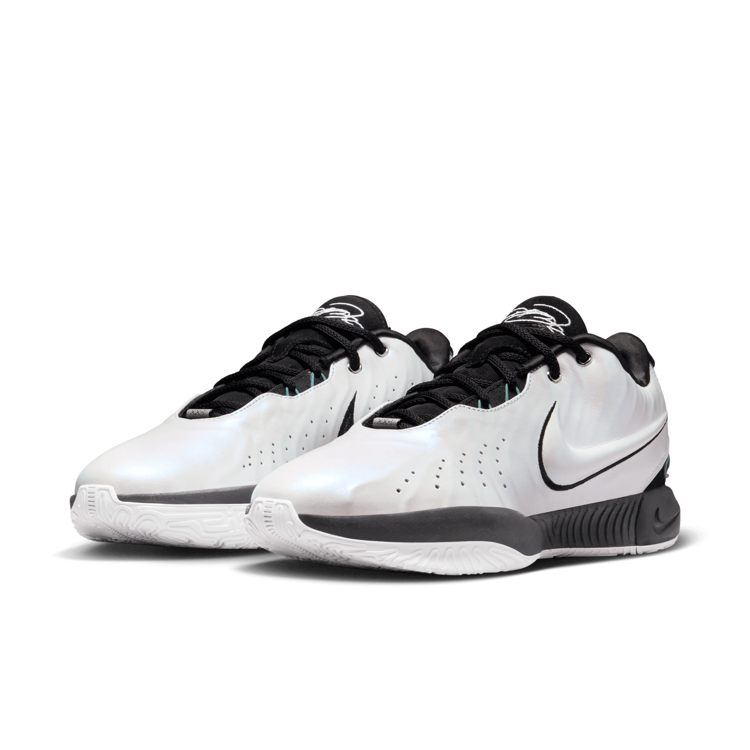 Nike - Men - Lebron XXI - White/Black
