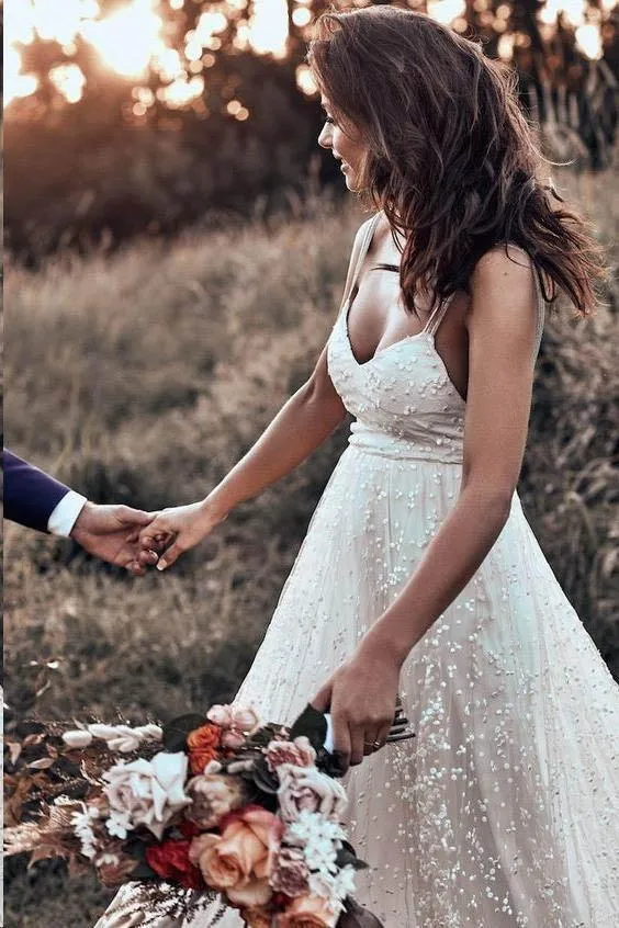 Open Back Straps Long Train A-line Lace Simple Rustic Wedding Dress TN212