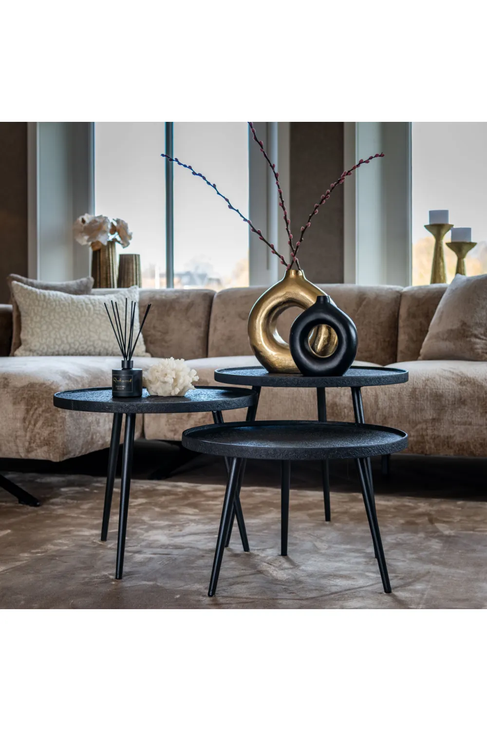 Round Tripod Coffee Table Set (3) | OROA Oxford