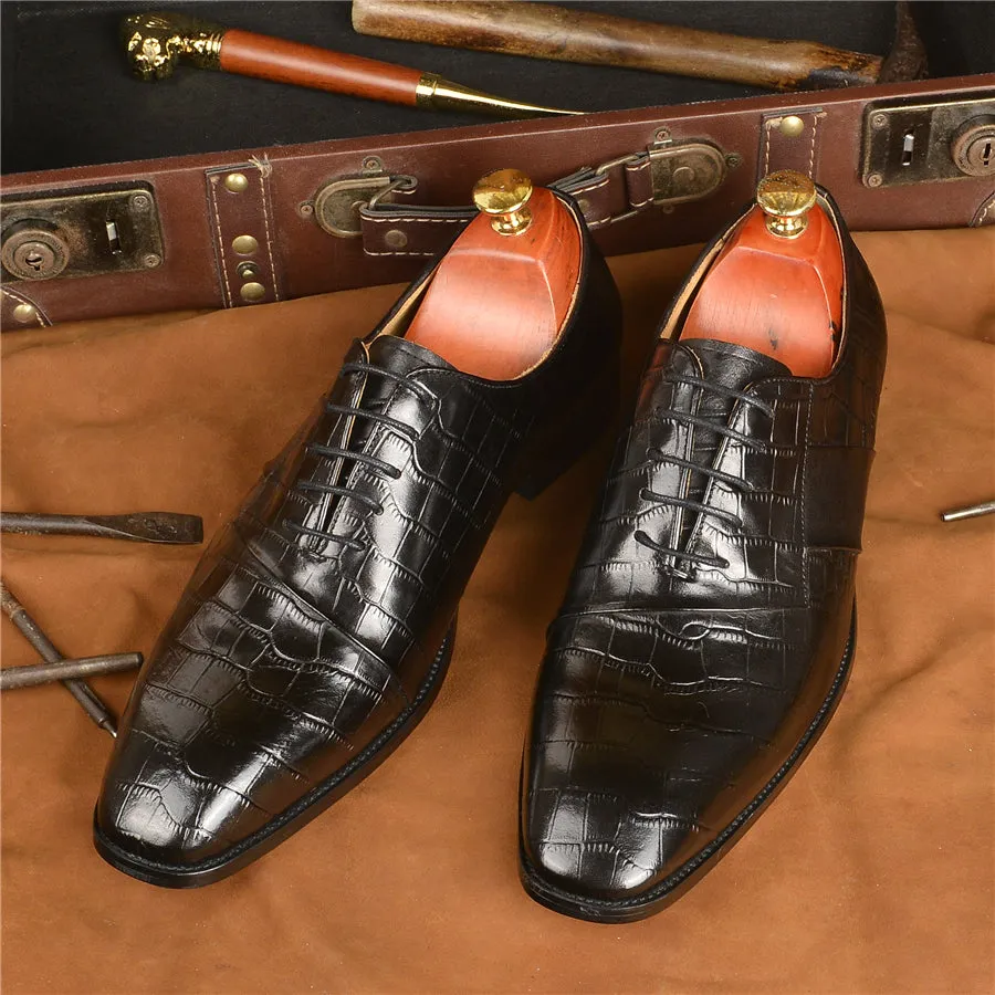 Serpatura Luxe Lace-Up Elegance