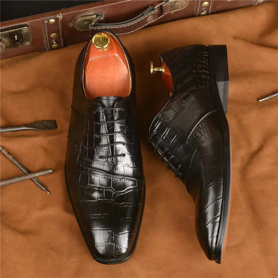 Serpatura Luxe Lace-Up Elegance