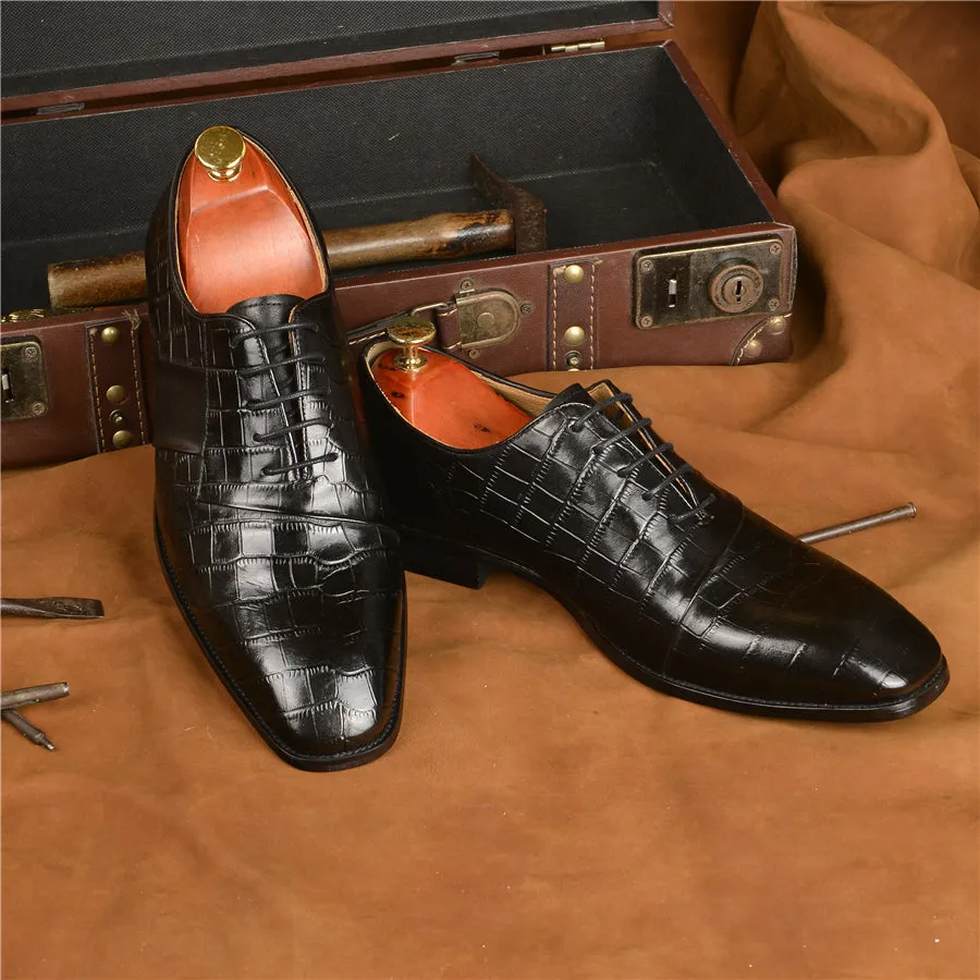 Serpatura Luxe Lace-Up Elegance