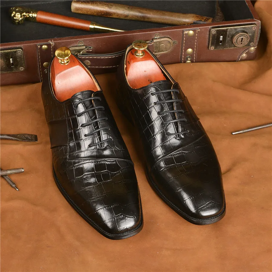 Serpatura Luxe Lace-Up Elegance