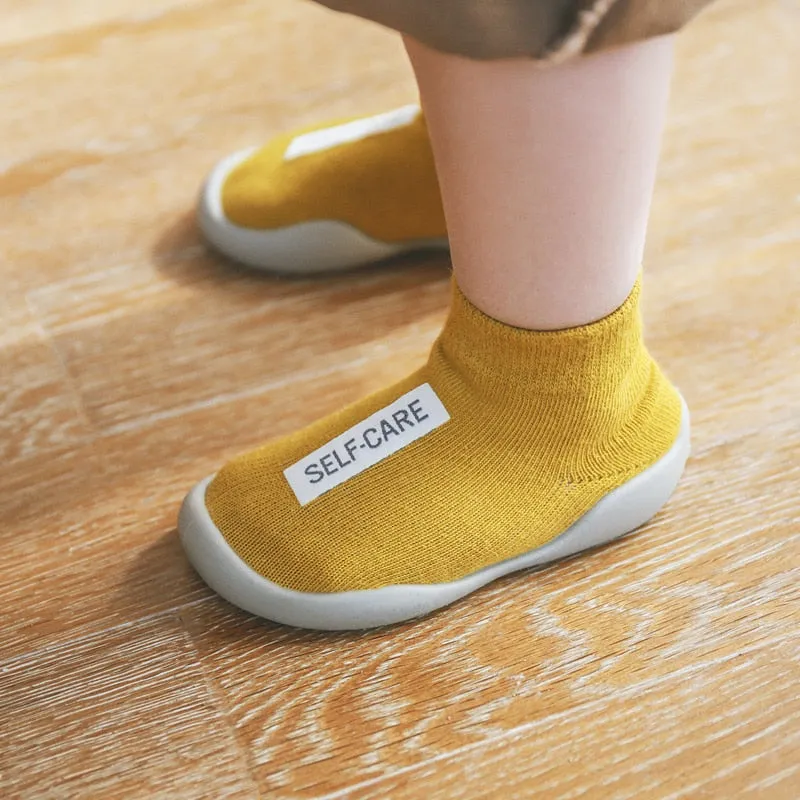 Skor Anti-Slip Unisex First Walkers Toddler Shoes